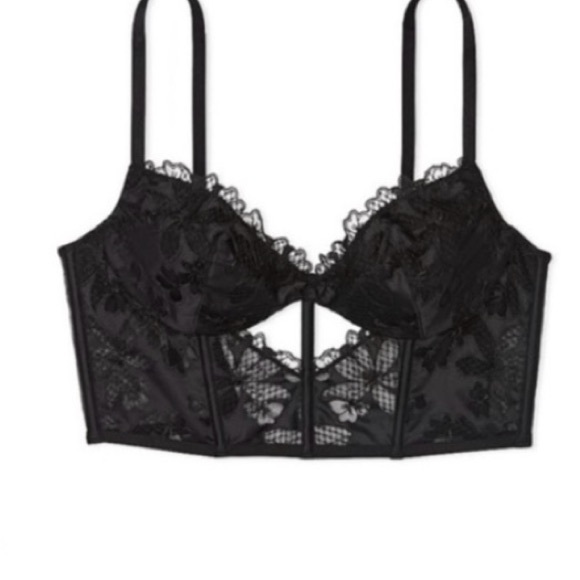 Victoria’s Secret $̷9̷0̷ VERY SEXY
Ziggy Glam Floral Embroidery Unlined … - Picture 2 of 3